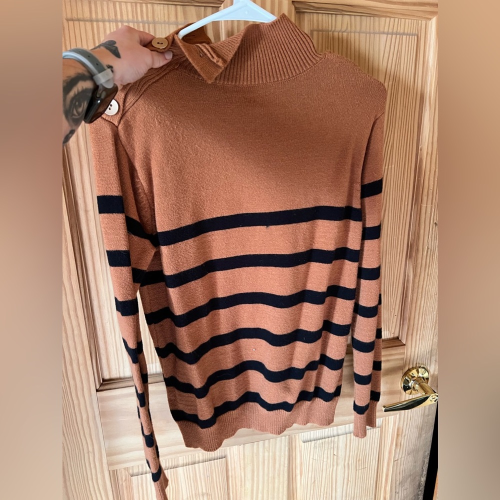 Brown & Black stripe sweater size M